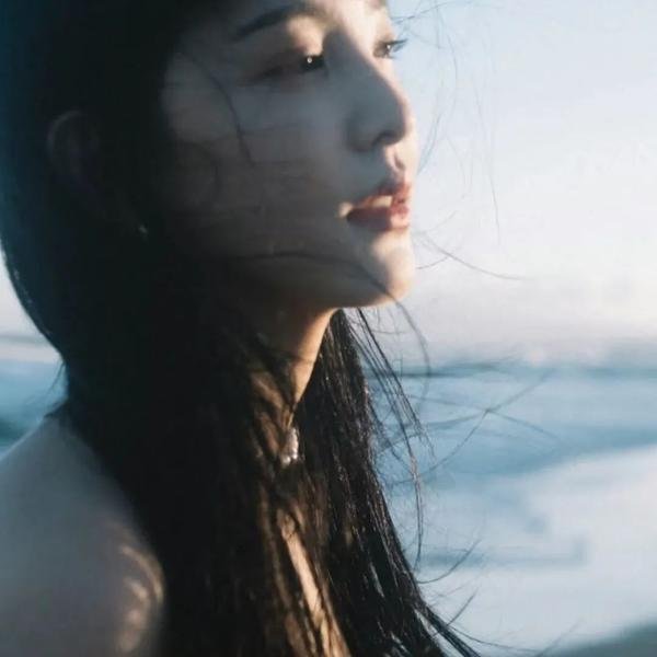 大叔花样游泳队